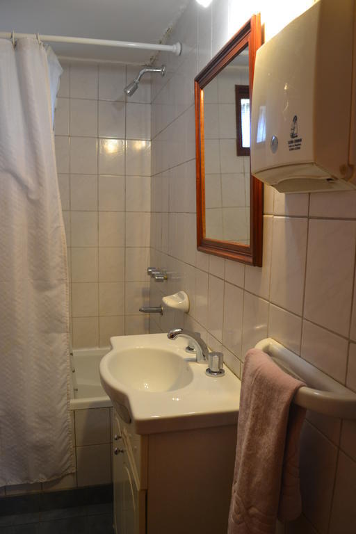 Camping Y Hostal El Ovejero El Calafate Quarto foto