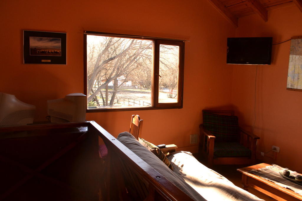 Camping Y Hostal El Ovejero El Calafate Quarto foto